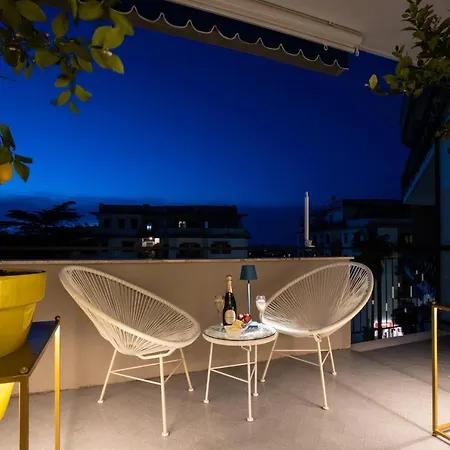 Sorrentovibes - Stylish & Elegant Flat With Terrace アパート