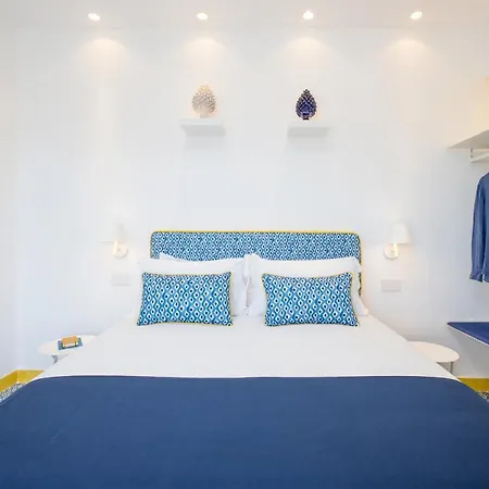 アパート Sorrentovibes - Stylish & Elegant Flat With Terrace